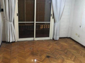 Excelente semipiso  6 ambientes