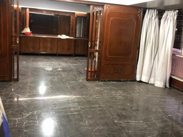 Excelente semipiso  6 ambientes