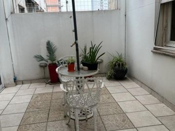 PH 4/5  AMBIENTES CON COCHERA, TERRAZA , QUINCHO Y PATIO ,   SÓLO DOS UNIDADES  . SUP TOTAL 288 M2, M2 DE RIVADAVIA Y PLAZA LOS ANDES