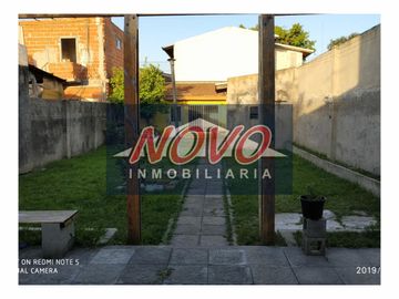 CASA 3 AMBIENTES CON QUINCHO Y TERRENO LIBRE