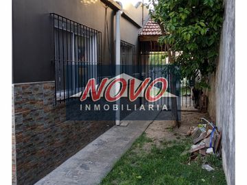 CASA 3 AMBIENTES CON QUINCHO Y TERRENO LIBRE