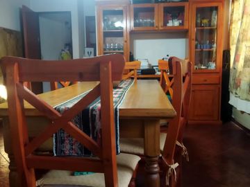 Excelente chalet de 5 ambientes