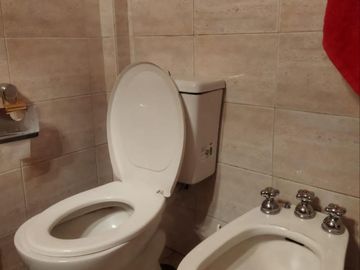 Excelente chalet de 5 ambientes
