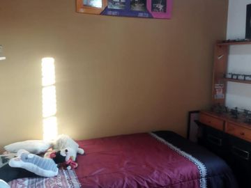 Excelente chalet de 5 ambientes