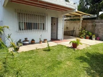 Excelente propiedad con piscina