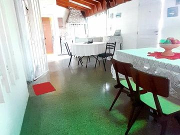 Excelente propiedad con piscina