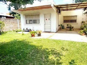 Excelente propiedad con piscina