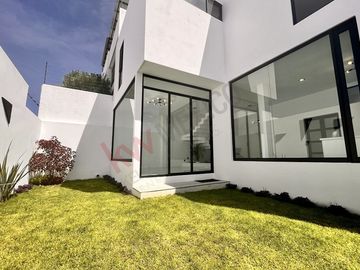 CASA A ESTRENAR, ACABADOS DE ALTA GAMA, TODAS LAS RECÁMARAS CON BAÑO, COLINAS DE JURIQUILLA, QRO.