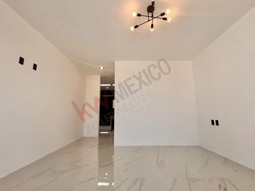 CASA A ESTRENAR, ACABADOS DE ALTA GAMA, TODAS LAS RECÁMARAS CON BAÑO, COLINAS DE JURIQUILLA, QRO.