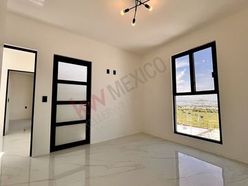 CASA A ESTRENAR, ACABADOS DE ALTA GAMA, TODAS LAS RECÁMARAS CON BAÑO, COLINAS DE JURIQUILLA, QRO.
