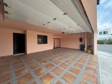 Casa en venta en Quinta Colonial Apodaca, Apodaca, Nuevo León