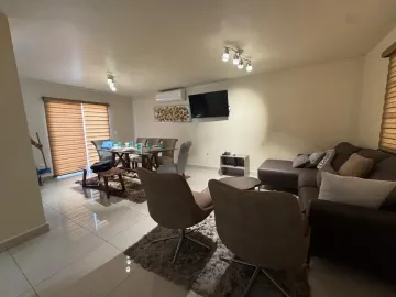 Casa en venta en Quinta Colonial Apodaca, Apodaca, Nuevo León