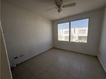 CASA EN VENTA MODELO TABACHIN PASEOS DEL BOSQUE QUERETARO