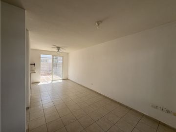 CASA EN VENTA MODELO TABACHIN PASEOS DEL BOSQUE QUERETARO