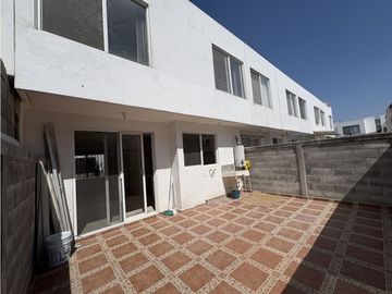 CASA EN VENTA MODELO TABACHIN PASEOS DEL BOSQUE QUERETARO