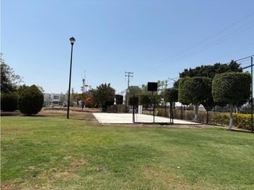 CASA EN VENTA MODELO TABACHIN PASEOS DEL BOSQUE QUERETARO