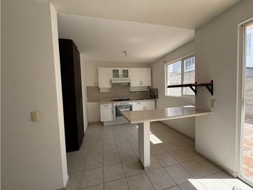 CASA EN VENTA MODELO TABACHIN PASEOS DEL BOSQUE QUERETARO