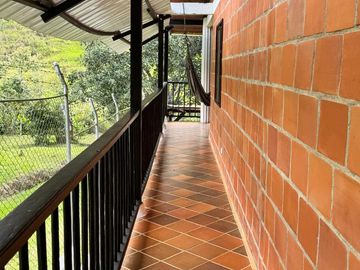 Venta De Casa Campestre En Queremal