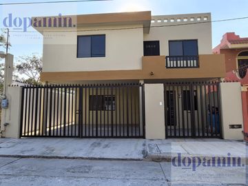 Casa en Manuel R Diaz