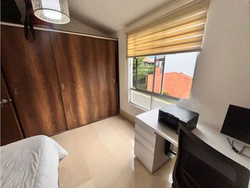 CASA EN VENTA EN JAMUND -  VISTA AL PARQUE Y AMPLIOS ESPACIOS