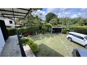 VENTA DE CASA CAMPESTRE EN SALENTO, QUINDO, COLOMBIA