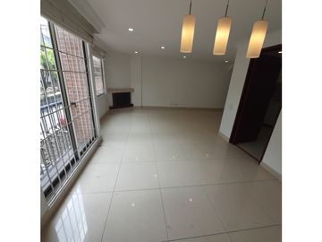 SE VENDE APARTAMENTO SECTOR LISBOA-CEDRITOS