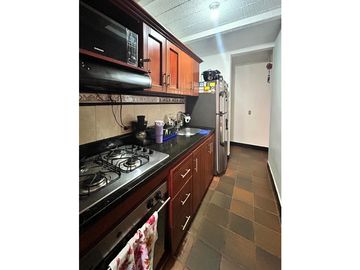VENTA APARTAMENTO 1er PISO PLACITA DE FLORES BOSTON MEDELLIN