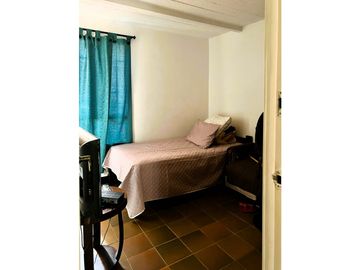 VENTA APARTAMENTO 1er PISO PLACITA DE FLORES BOSTON MEDELLIN