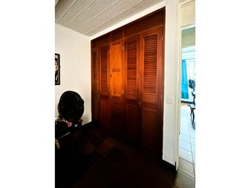VENTA APARTAMENTO 1er PISO PLACITA DE FLORES BOSTON MEDELLIN