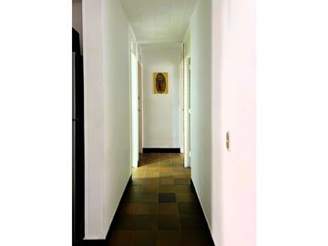 VENTA APARTAMENTO 1er PISO PLACITA DE FLORES BOSTON MEDELLIN