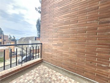 SE VENDE HERMOSA CASA EN ALTOS DE SUBA
