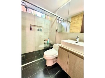 Venta Apartamento Loma Chocho Envigado. Ideal familias o inversión.