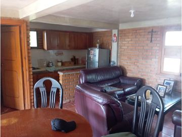 SE VENDE FINCA CON LAGOS EN ARABIA AREA