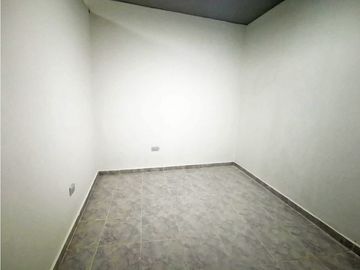 CASA MULTIFAMILIAR EN VENTA, NUEVA FLORESTA, ORIENTE, CALI