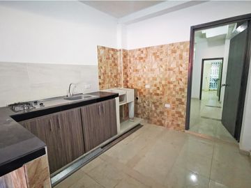CASA MULTIFAMILIAR EN VENTA, NUEVA FLORESTA, ORIENTE, CALI