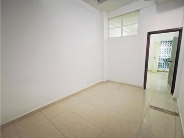 CASA MULTIFAMILIAR EN VENTA, NUEVA FLORESTA, ORIENTE, CALI