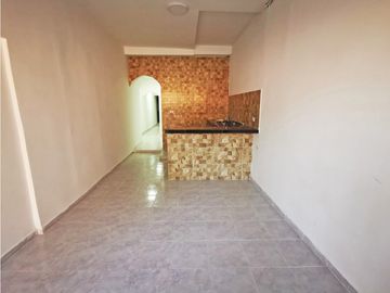 CASA MULTIFAMILIAR EN VENTA, NUEVA FLORESTA, ORIENTE, CALI