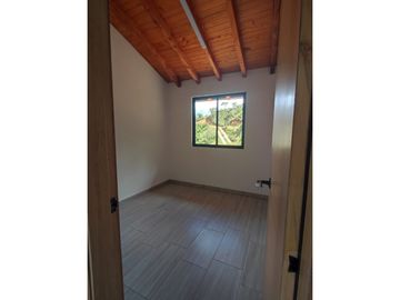 VENTA DE FINCA PARA ESTRENAR EN PARCELACIÓN EN SAN VICENTE