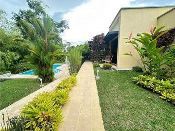 Se vende casa campestre en La Tebaida, Quindío.