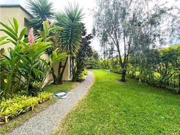 Se vende casa campestre en La Tebaida, Quindío.