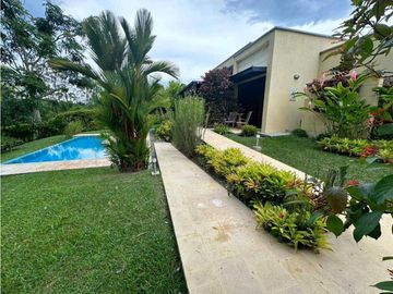Se vende casa campestre en La Tebaida, Quindío.