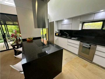 Se vende casa campestre en La Tebaida, Quindío.