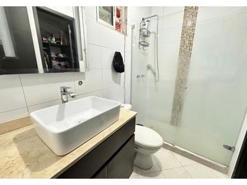 APARTAMENTO DE OPORTUNIDAD. 2 ALCOBAS. 90MTS VILLA SANTOS