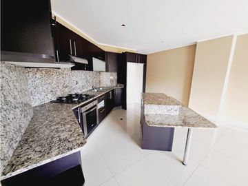 VENTA APARTAMENTO ALTAMIRA GARDENS 125 M2