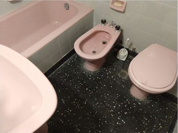 Vende 3 amb. centro Villa del Parque con renta