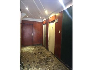 Vende 3 amb. centro Villa del Parque con renta