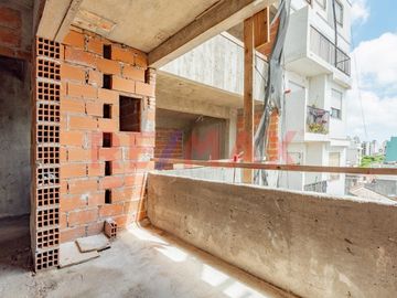 VENTA DEPTO MONOAMBIENTE BOEDO PATIO PROX ENTREGA