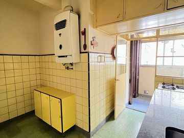 VENTA DEPTO 3 AMB CON BALCÓN ATERRAZADO.