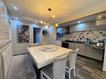 EXCELENTE DUPLEX 6 AMB CON HABITACIONES EN SUITE