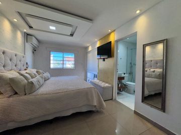 EXCELENTE DUPLEX 6 AMB CON HABITACIONES EN SUITE